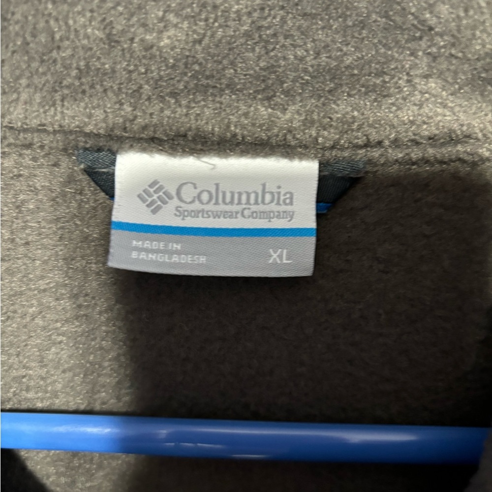 Men’s Columbia vest